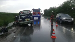 Един загинал при сблъсък на турски автомобили в Шуменско