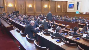 Бурни страсти в парламента след решението на АБВ да излезе от мнозинството