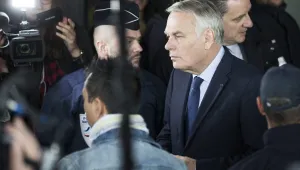 Френският външен министър: Няма индикация за причините на катастрофата на египетския самолет