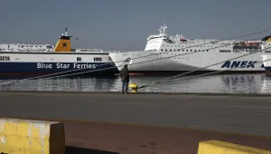 Вълна от протести обхваща пристанища в Европа