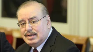 Проф. Димитър Иванов: Независимо какви са функциите, трябва да изберем силен президент