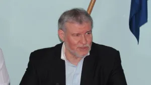РБ или подкрепя ГЕРБ, или пита гражданите за кандидат-президент