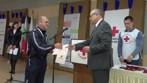 БЧК награди хора, рискували живота си за други 