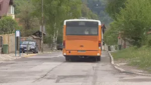 Мъж е ранен при спречкване в автобус във Владая