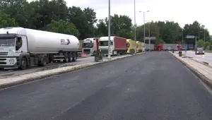 Превозвачи излизат на протест заради опашките на „Кулата”