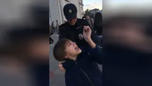 В Москва арестуваха дете – рецитирало „Хамлет” (ВИДЕО)
