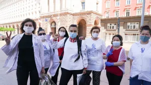Протест в деня на празника: От Асоциацията на българските медицински сестри внесоха подписка в МС