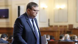 Антикорупционната комисия на парламента вика на изслушване Сотир Цацаров