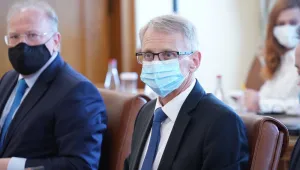 Проф. Николай Денков призова хората в системата на образованието да се ваксинират
