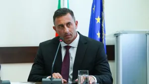 Асен Василев: Номинацията на Румен Спецов за особен управител на „Лукойл“ е лоша шега