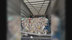 Камиони с пластмасови отпадъци от Румъния, Полша и България са задържани на границата с Турция