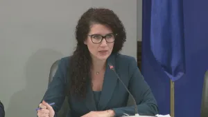 Константинова: Твърденията на Демерджиев за бежанците са абсолютно несъстоятелни
