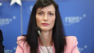 Мария Габриел ще бъде гост в предаването „120 минути“