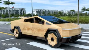 Илон Мъск отговори, след като човек издяла напълно работещ дървен Cybertruck (СНИМКИ и ВИДЕО)