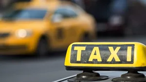 Българин открадна такси в Румъния, задържаха го