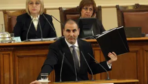 Вътрешният министър се отчете пред депутатите 