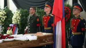  Хиляди се стекоха на погребението на Виктор Черномирдин