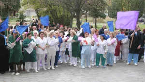 Лекарите от Стара Загора се включиха в щафетни едночасови протести 