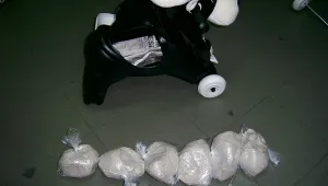 Хванаха над 8 кг хероин в детски играчки 