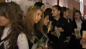 От деца за деца - ученици даряват книжки