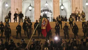 Лисабон на протест срещу повишението на данъците