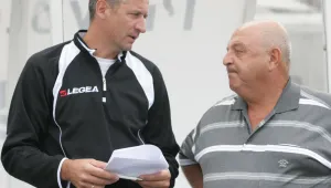 Венци Стефанов призова феновете на Славия за подкрепа на треньорското ръководство