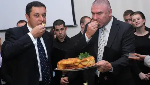 РЗС и Марешки се разделили заради пари