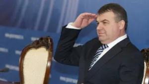 Руският министър на отбраната уволнен заради съмнения в корупция и мошеничество