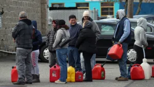 Нюйоркчаните вече зареждат гориво без ограничения