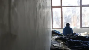 Бежанците християни се готвят за Коледа на хиляди километри от дома