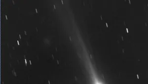 Кометата ISON избухна