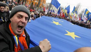 Многохиляден протест в Киев с искане за по-близки връзки с ЕС