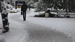 Жълт код в 5 области заради снеговалежи и поледици