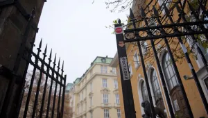 Пияни преподаватели в Ректората (ВИДЕО)