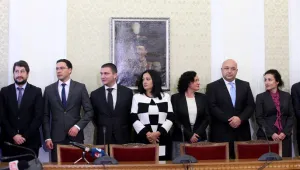 Парламентът днес гласува кабинета 