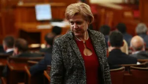 Парламентът отхвърли тавана на заплатите в БНБ