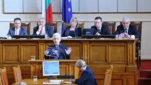 Свалиха имунитетите на Сидеров и Чуколов