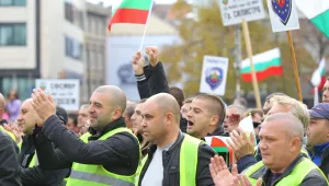 Спорните реформи (май) били известни от преди изборите