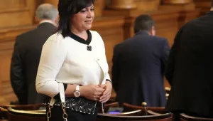БСП атакува властта след Нова година с вот на недоверие 
