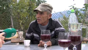 Овчарят милионер заминава за Дубай