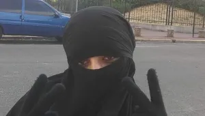 Хасна Булахсен не е детонирала бомбата в апартамента в Сен Дени