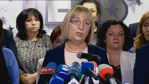 Цецка Цачева: Дали ще подам оставка зависи от партията