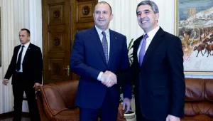 Росен Плевнелиев атакува Румен Радев заради вота в чужбина