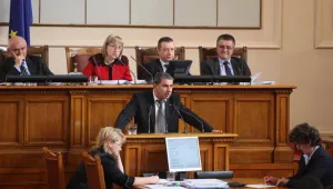 „Трибой” в парламента – три партии с желание да поемат мандата