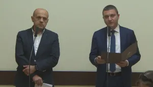 Пари за наука имало, трябвало обаче учените да си ги заработят