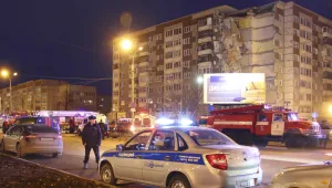 Девет станаха жертвите на срутения блок в Русия