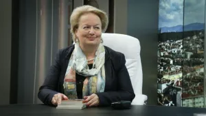 Алена: Симеонов, Каракачанов и Сидеров да не се държат като момчета