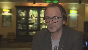„Банкоматите станаха новите икони, пред които се молим”