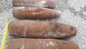 Откриха 4 артилерийски снаряда в кметство