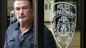 Взеха телефона на Алек Болдуин заради разследване